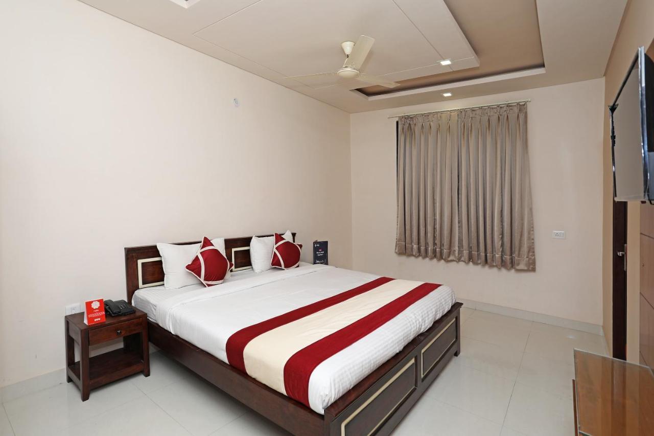Collection O 10249 Hotel Gurukripa Jaipur Buitenkant foto